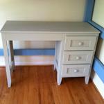 Desk with 3 Drawers $329
(29Hx41Wx16D) in White
Custom Color add $35